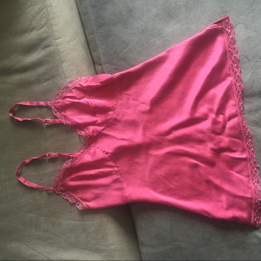 ⭐️ Express Pink Satin Top ⭐️